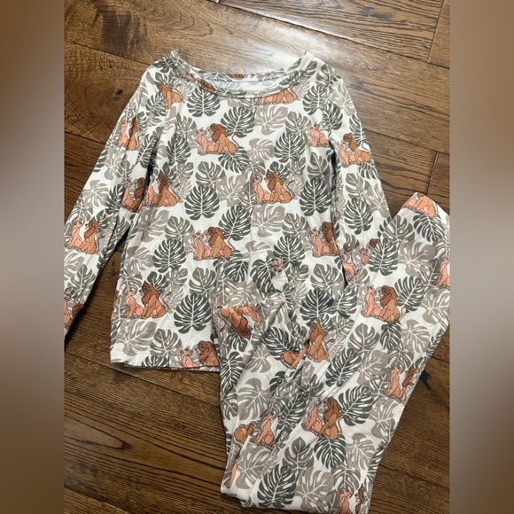 charlies project Other - Charlie’s Play Lion King Bamboo Two Piece PJs Size 4T